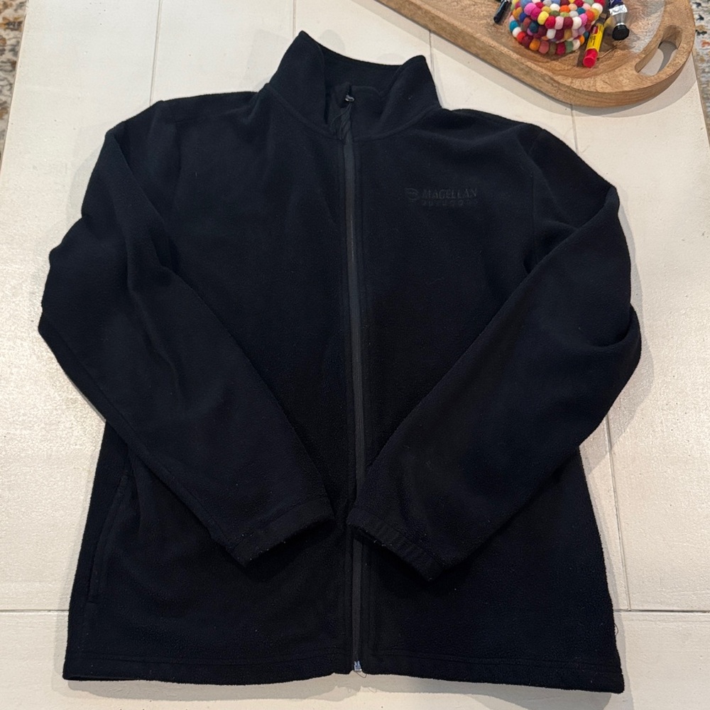 Magellan Outdoors Black Full-Zip Fleece Jacket